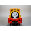 Bachmann Trains – THOMAS & FRIENDS JAMES THE RED ENGINE w/Moving Eyes – HO Scale,unisex-children(Yellow)